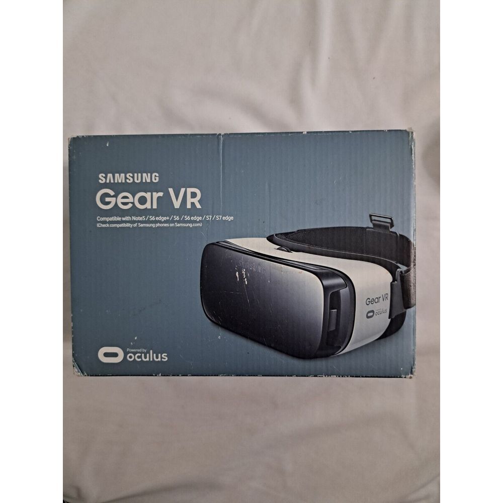 Samsung SM-R322NZWAXAR Gear VR Headset - Frost‎ White